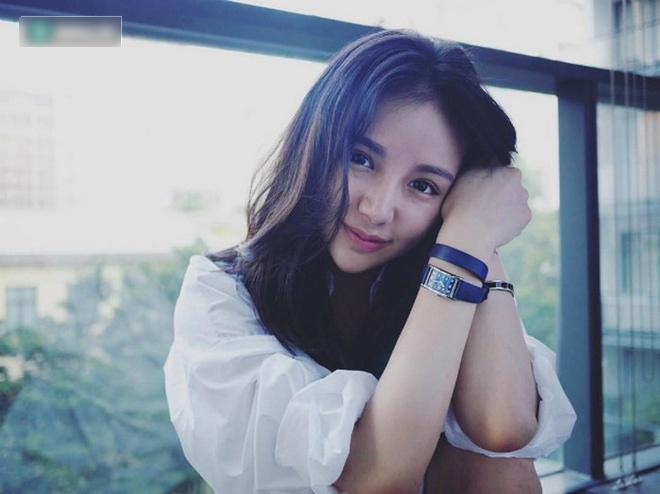 con gai ty phu singapore: cuoc song nhung lua, ban than cua ronaldo va con trai nha tan hoang minh - 11