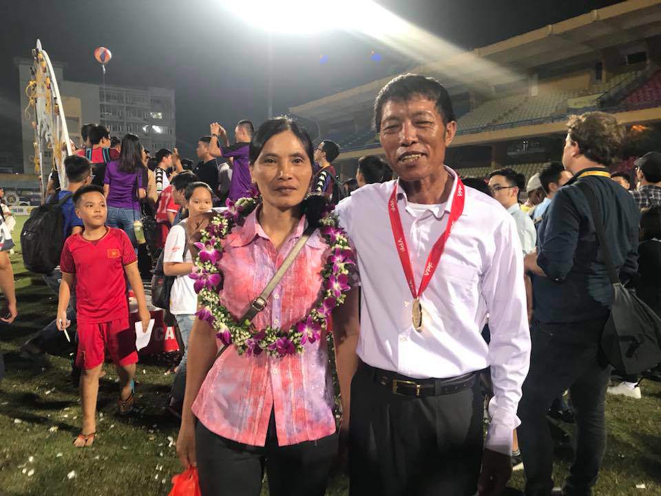 dep "than thai" xem con da bong, me doan van hau khien trieu nguoi chu y vi chi tiet la - 3