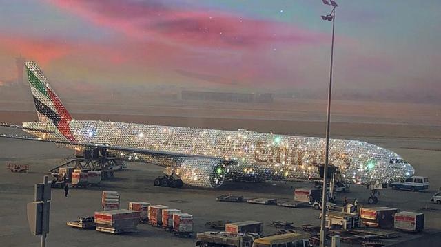 may bay phu kin kim cuong khien dan mang loa mat, su that khien ai cung te ngua - 2