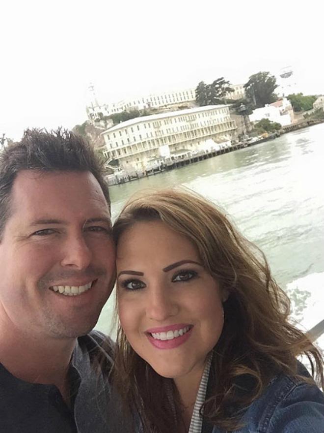 quen nhau qua mang, cap doi phat hien ra mot bi mat khong ngo - 3