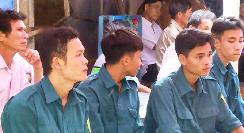 nhoi long canh chong cho vo mang thai bi lu cuon tu vong - 1
