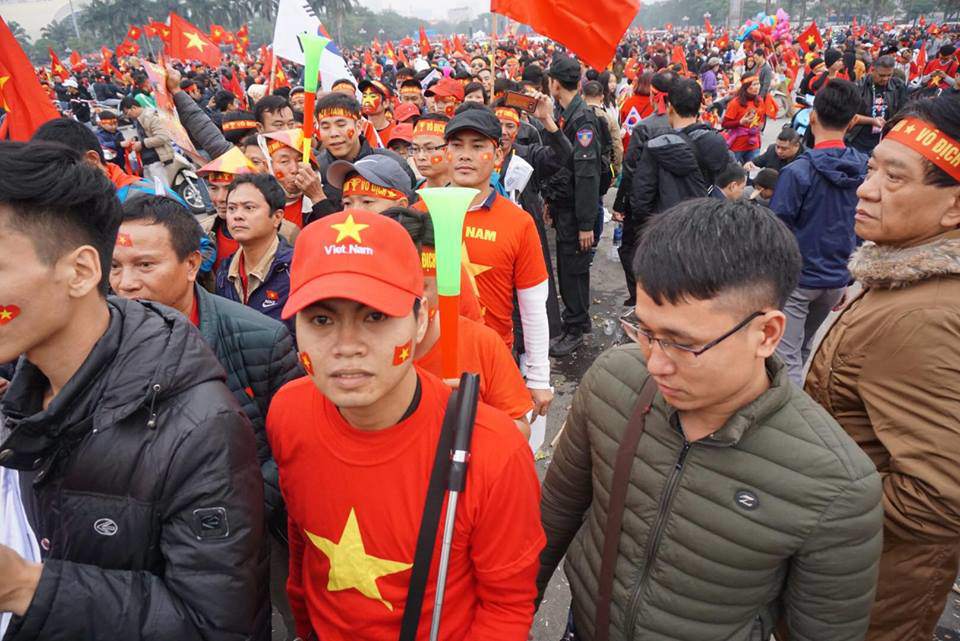truc tiep: sat gio bong lan, moi nga duong dan den svd my dinh tac nghen - 5
