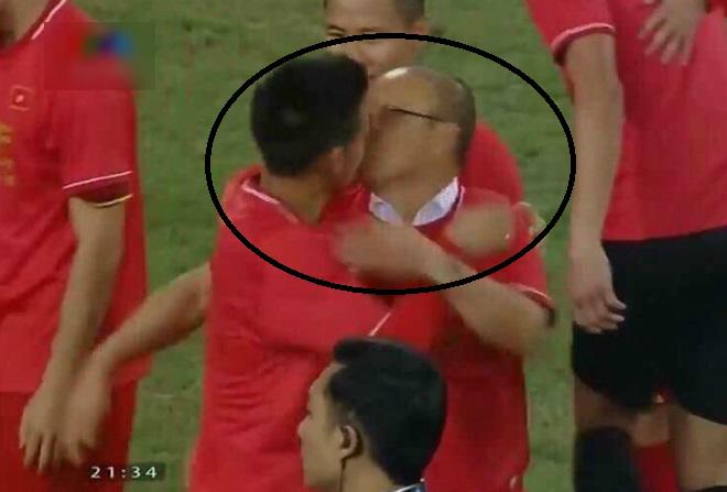 hlv park hang-seo hanh dong giong nhu dang hon van quyet, dan mang ran ran tha tim - 1
