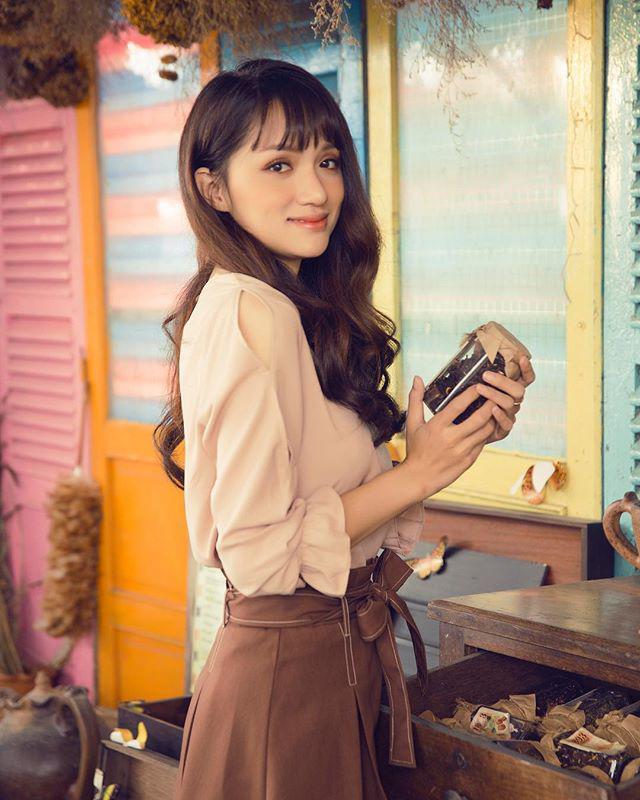 “cat phang” mai toc dai hoa hau, huong giang tuyen bo doi sang hinh tuong tomboy ca tinh? - 12