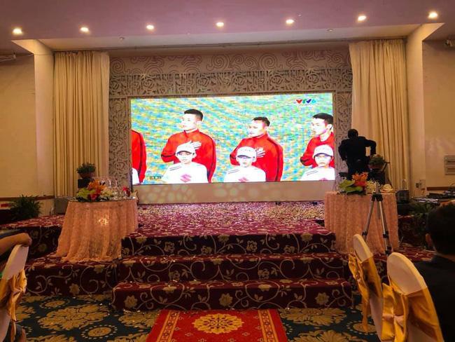 ngay cuoi trung voi chung ket aff cup, day la cach cac cap doi lam de thanh dem bao - 1