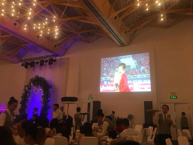 ngay cuoi trung voi chung ket aff cup, day la cach cac cap doi lam de thanh dem bao - 5