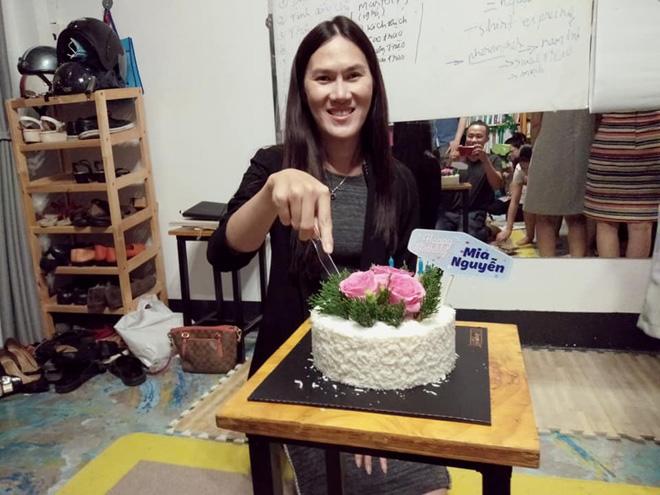 tung bi me danh de...chua benh be de, it ai biet cau chuyen phia sau co gai dac biet nay - 4