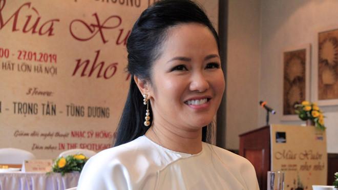 co that day la diva hong nhung, chuyen gi da xay ra voi nhan sac nguoi dep nay vay? - 3