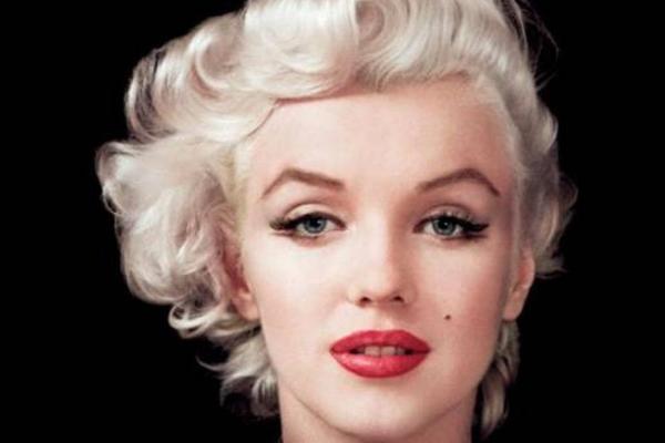 Lấy chồng 3 lần nhưng nhan sắc vẫn bất bại, đây chính là bí mật của Marilyn Monroe