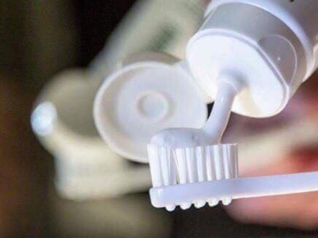 Chuyên gia làm rõ thông tin chất flour trong kem đánh răng gây bệnh là tin vô căn cứ