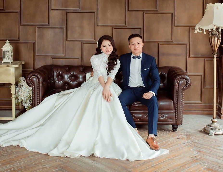 Khóc như mưa trên bàn khâu eo tử cung, cả thai kỳ mẹ 9X nằm amp;#34;treo chânamp;#34; giữ con - 1