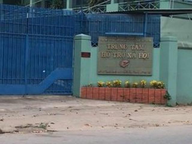 Cán bộ Trung tâm Hỗ trợ XH dâm ô nhiều bé gái sau đó cho nước ngọt, nước nấu mỳ