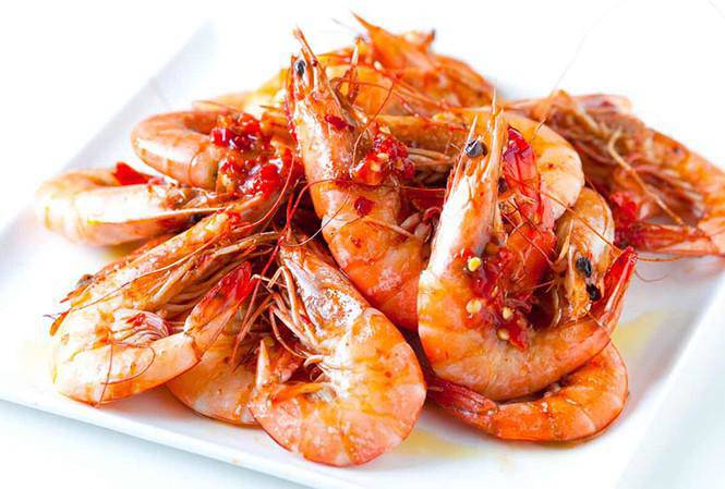 an tom kieu nay nhu "ha doc" co the, biet ma tranh keo an han may cung muon - 1