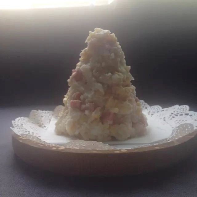 me kheo tay trang tri bua an phong cach noel cho con thich me, chong khen no mui - 4