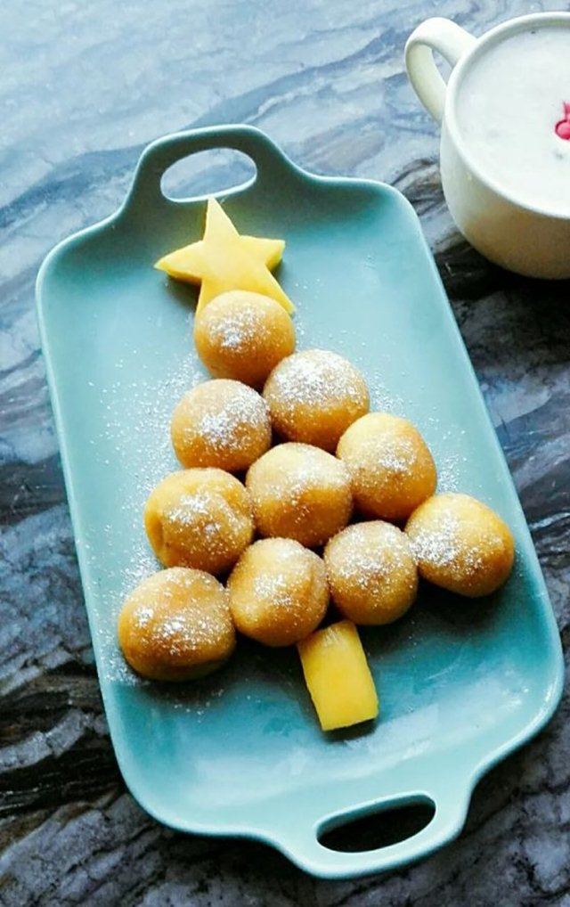 me kheo tay trang tri bua an phong cach noel cho con thich me, chong khen no mui - 10