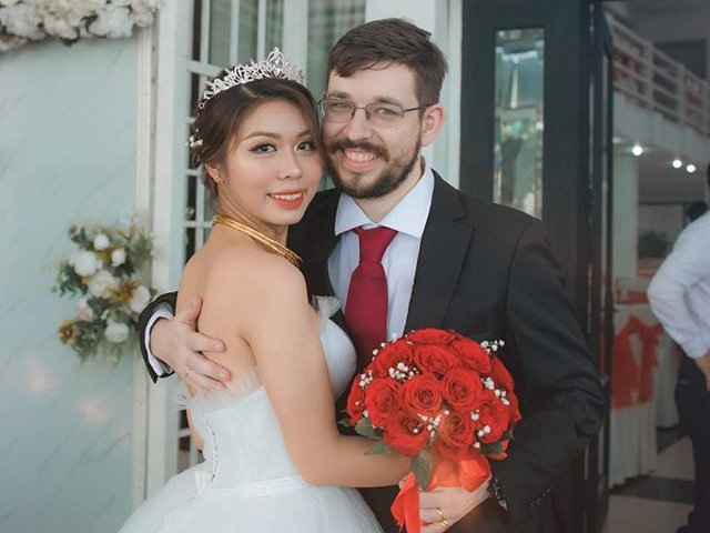 Lấy kiện tướng cờ vua nước Úc, cô gái Thái Bình khóc nức nở khi gặp mặt mẹ chồng
