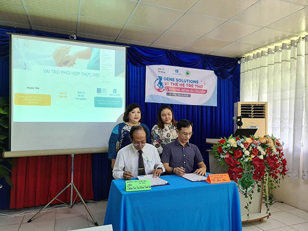 Gene Solutions xét nghiệm gen miễn phí cho thai phụ khó khăn