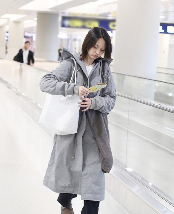 Muốn mặc ấm ngày se lạnh cũng đừng diện đồ to sụ giấu dáng, nàng thể nào cũng nhận điểm trừ - 8