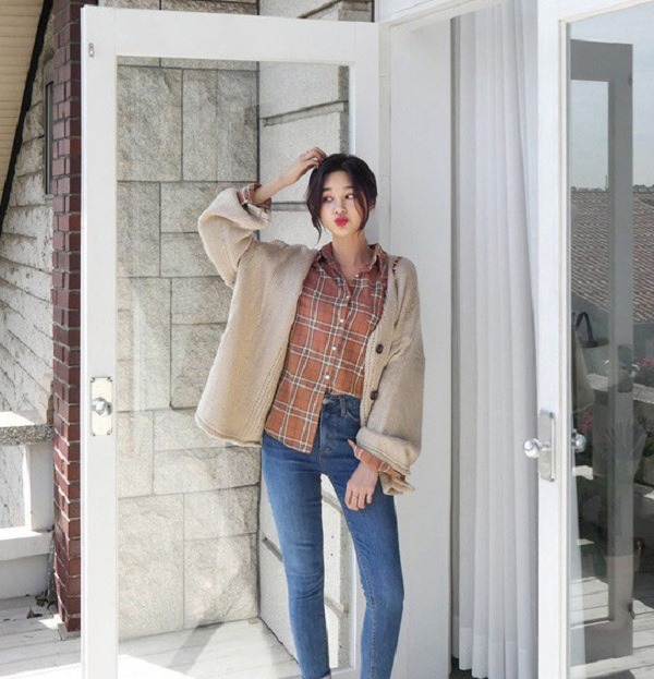 Muốn mặc ấm ngày se lạnh cũng đừng diện đồ to sụ giấu dáng, nàng thể nào cũng nhận điểm trừ - 16