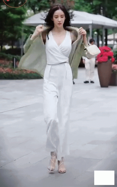 Ngắm street-style Châu Á, chị em bắt thóp chiêu diện đồ chắn gió mùa nhưng vẫn quyến rũ hết cỡ - 17