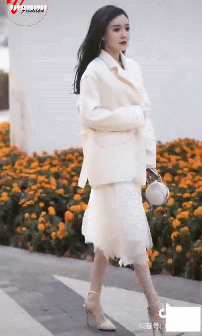 Ngắm street-style Châu Á, chị em bắt thóp chiêu diện đồ chắn gió mùa nhưng vẫn quyến rũ hết cỡ - 19