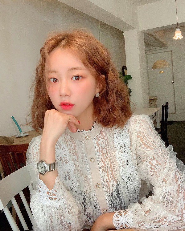 Những sai lầm khi diện đồ dễ làm chị em ngoài 30 bị ảnh hưởng sức khỏe lúc giao mùa - 4