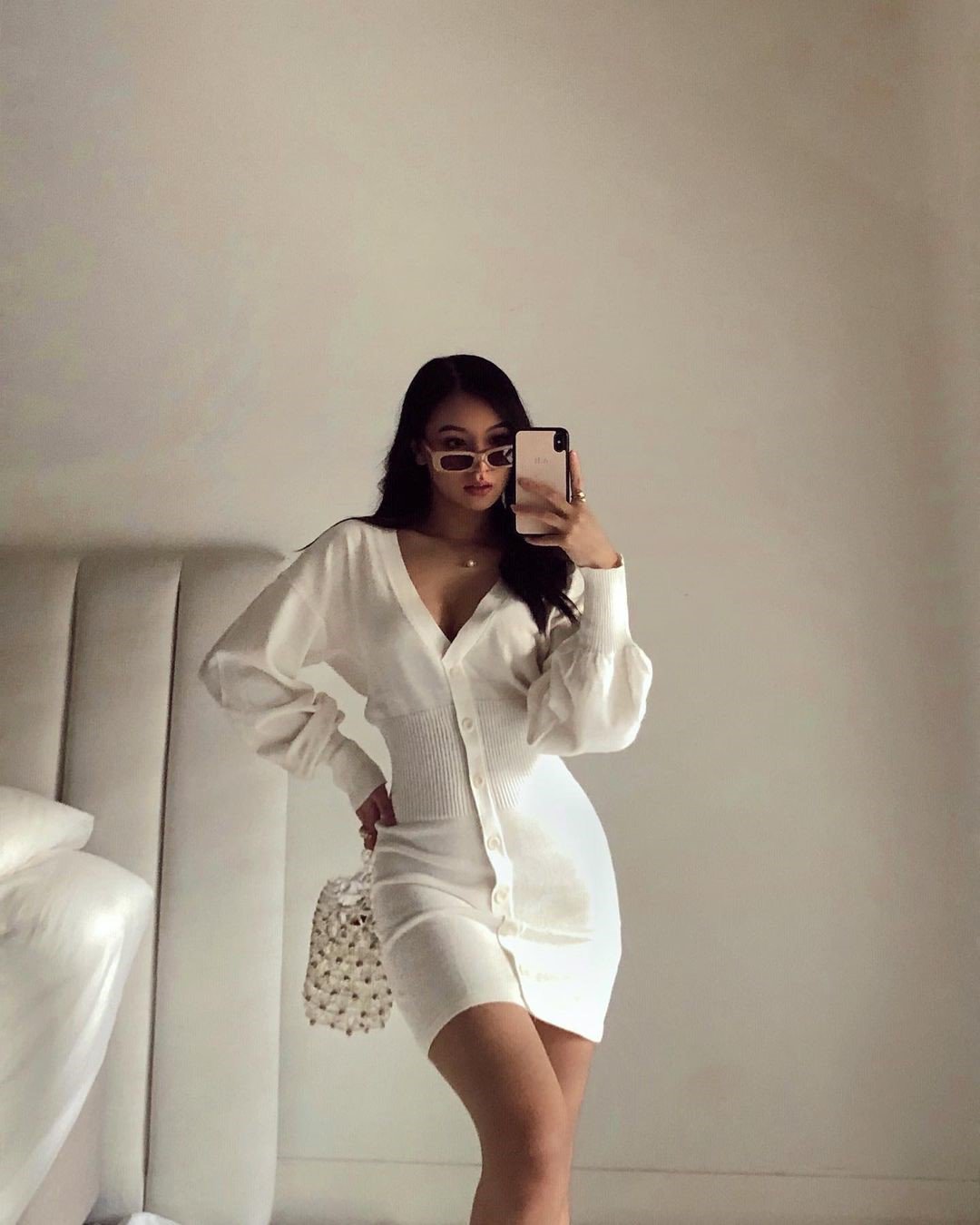 Tiên Nguyễn mặc đẹp đã đành, chị em họ của cô cũng có gout thời trang sang chảnh không kém - 12