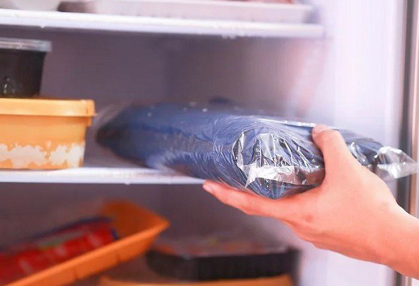 Những mẹo thời trang hữu ích nhờ tủ lạnh, chị em biết càng sớm càng giữ quần áo tinh tươm - 4