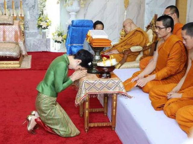 Dân mạng lại phát sốt trước loạt ảnh ghi điểm tuyệt đối của Hoàng quý phi Thái Lan