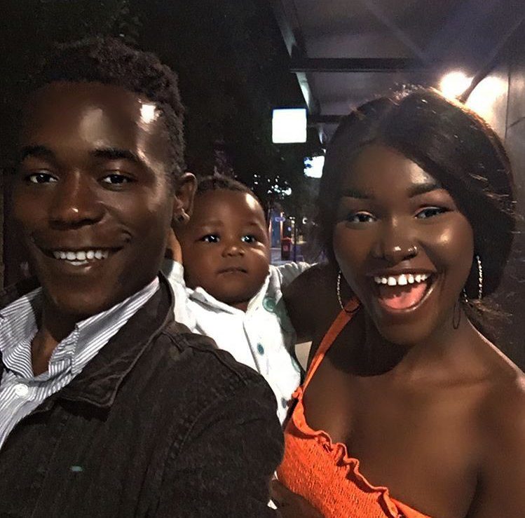 Bé trai châu Phi đẹp nhất thế giới, nhìn sang mẹ da đen: Thật sự ...