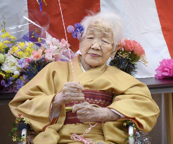 Không phải do ăn cá, WHO tiết lộ thứ thực sự giúp người Nhật có tuổi thọ cao nhất - 1