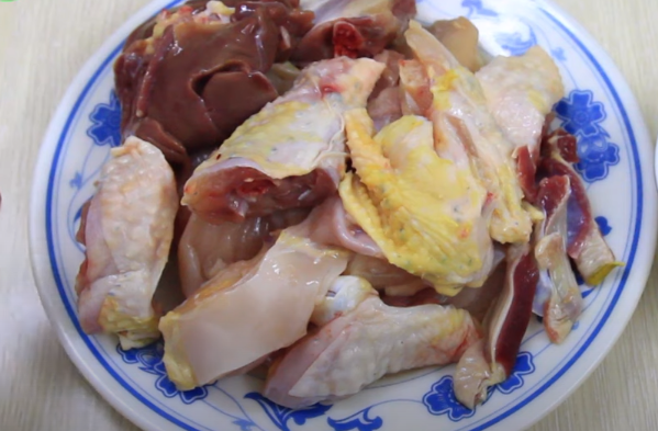 Cách làm gà kho gừng ngon đơn giản đậm đà đưa cơm - 3