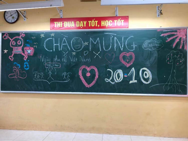 Học sinh ở Thanh Hóa khoe hình báo bảng, cộng đồng mạng phấn khích ...