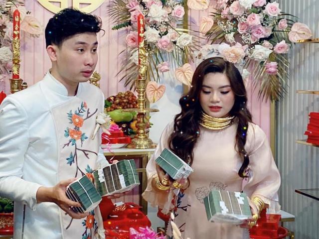 Đám cưới khủng ở Sài Gòn: Cô dâu đeo vàng gãy cổ, tay, chú rể hoang mang cầm cọc tiền