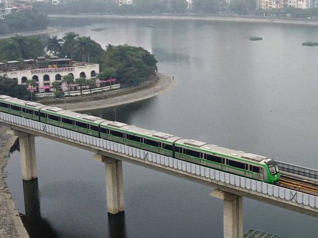 Flycam: Tàu đường sắt Cát Linh - Hà Đông chính thức chạy thử toàn hệ thống