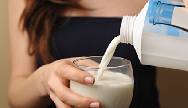 Uống sữa buổi sáng hay tối tốt nhất? Nhiều người ngỡ mình uống đúng hóa ra toàn sai - 3