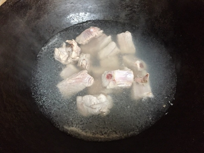 Sườn kho không đã ngon, thêm thứ này vào cả nhà ăn xong đòi mai nấu tiếp - 3