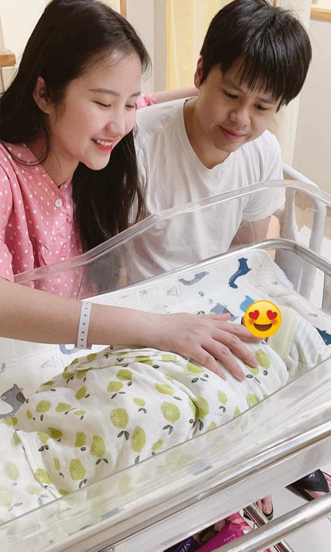 TGĐ Phan Thành làm tiệc đầy tháng con với thiên kim nhà giàu, nhìn kỹ đậm  chất đại gia