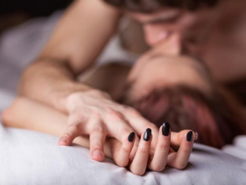 Chàng trai hú hồn khi gặp điều lạ sau lần làm chuyện ấy với người tình ngoại quốc