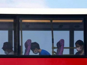 Dịch vụ xe buýt ngủ ngon tại Hồng Kông: Chạy 76km, tặng tai nghe và bịt mắt cho khách