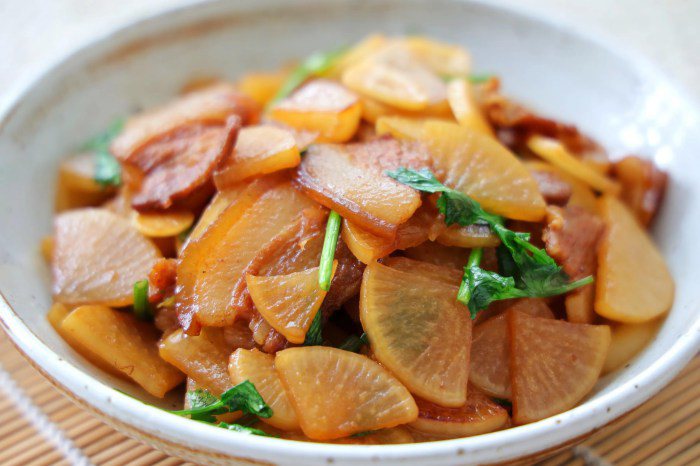 Cứ chê củ cải nhạt nhẽo, vợ đem xào thế này chẳng ai từ chối được - 9