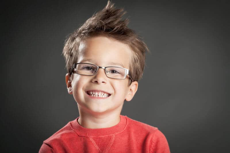 Những kiểu tóc đẹp cho bé trai 7 tuổi thời thượng, phong cách - 2