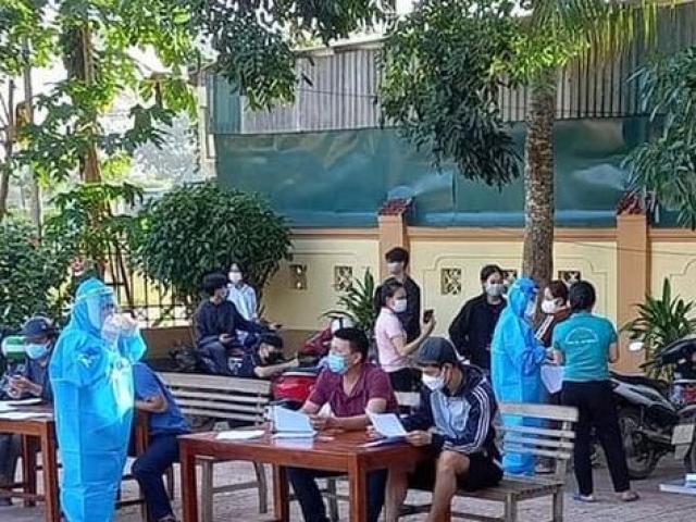 COVID-19 3/12: Một địa phương bất ngờ có 4.500 ca dương tính qua test nhanh chỉ trong một ngày