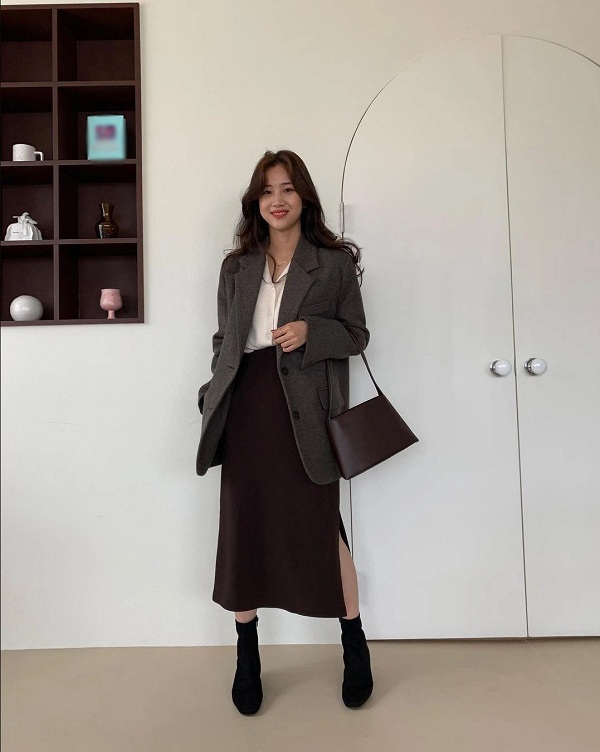 Diện trang phục công sở sang chảnh trong phim mới, Song Hye Kyo gây sốt vì phong cách nữ thần xinh đẹp - 12