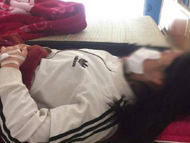 Vụ nữ sinh bị hành hạ vì trộm váy: Sự thực tin nhắn đe dọa của anh trai chủ shop