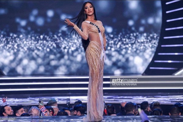 Bán kết Miss Universe: Kim Duyên tỏa sáng đầy hứa hẹn luôn trên trang chủ Miss Uiverse - 2