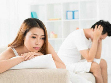 Phụ nữ liệu có bị yếu sinh lý? Điều gì khiến người vợ bỗng dưng chán chuyện ấy?