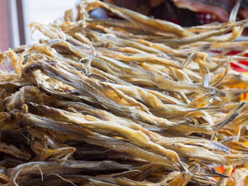 Loại cá xưa vô cùng rẻ tiền, nay thành đặc sản Cà Mau ai cũng mua về làm quà, 750.000 đồng/kg
