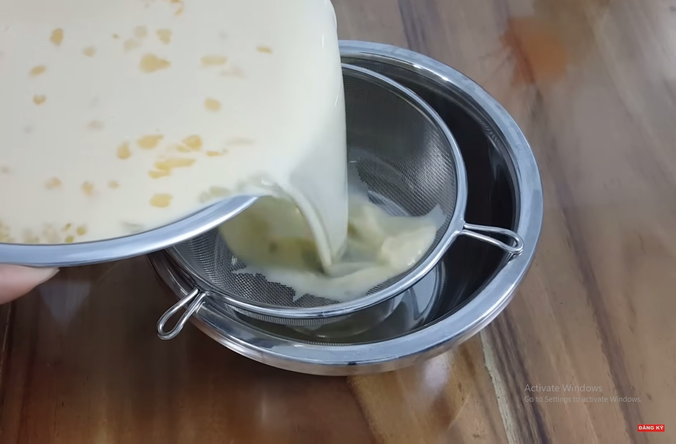 Cách làm bánh flan đơn giản tại nhà thơm mềm, không bị tanh, rỗ - 13