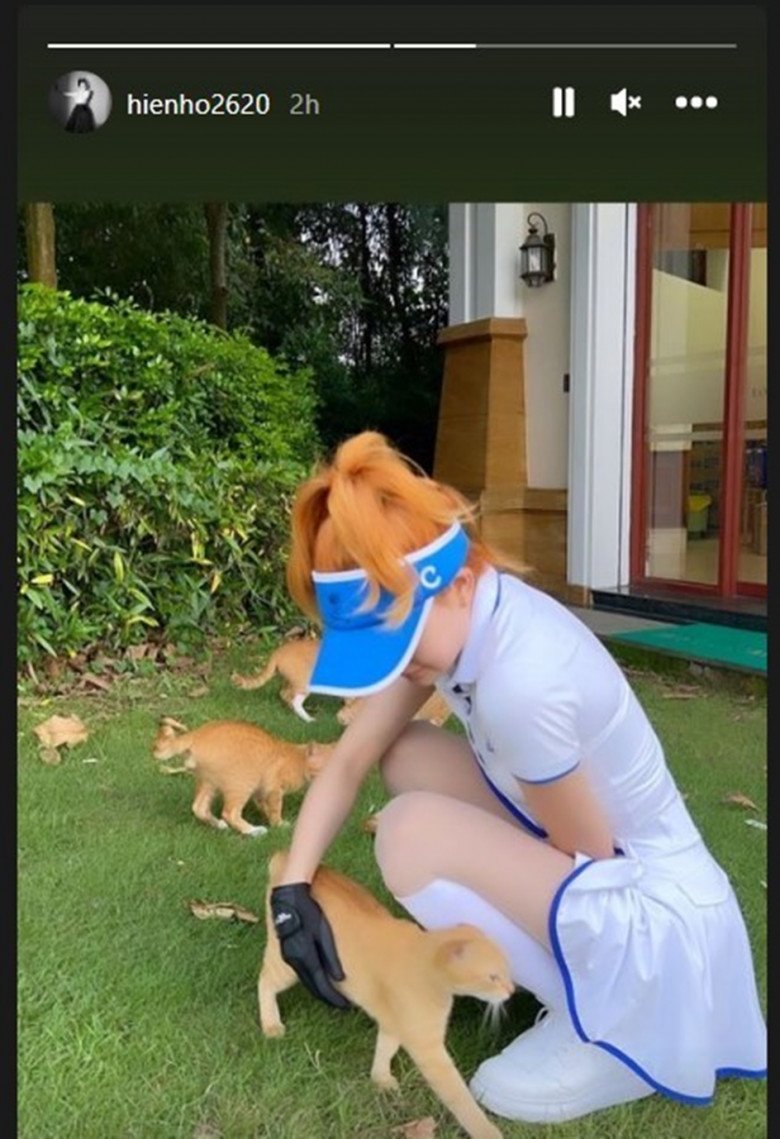 Lạ lùng Hiền Hồ sau scandal tình cảm, amp;#34;đảo ngóiamp;#34; tóc xơ như râu ngô vẫn được chị em khen - 5